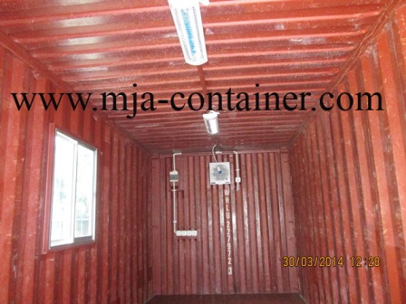 container gudang 2